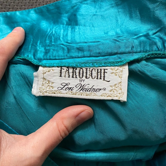 70s/80s Floral Embroidered Teal Blue/Green Full Style Skirt - Picture 6 of 6